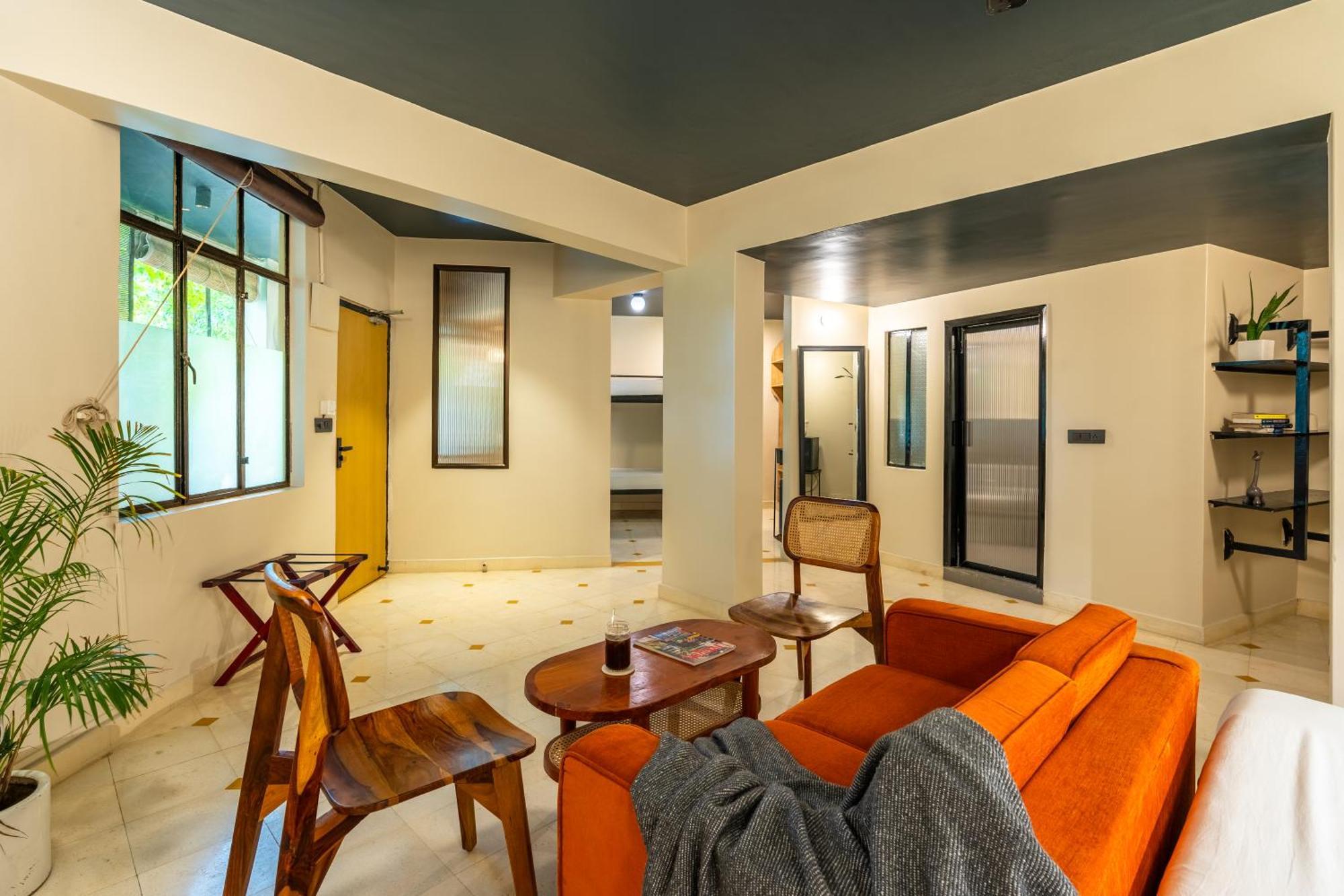 Minimalist One Hauz Khas Village New Delhi Exterior photo